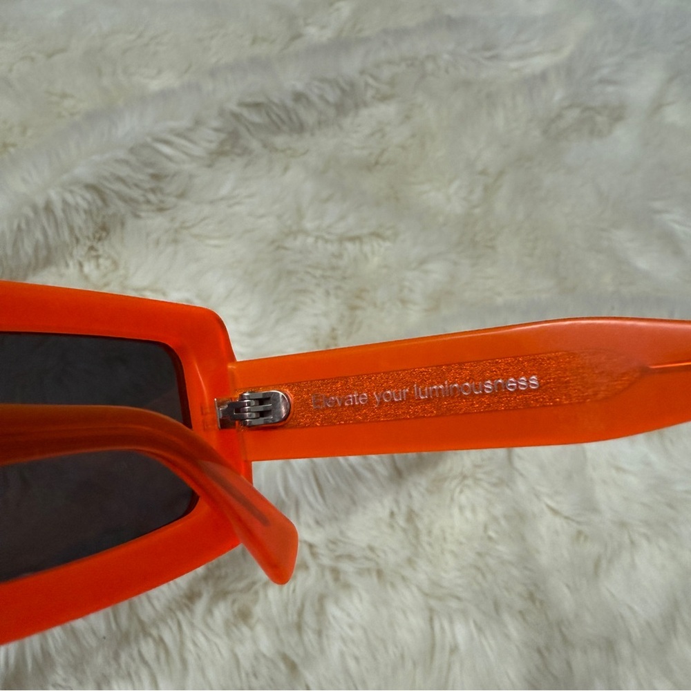 CHIMI
Neon Hazard Rectangular Sunglasses In Orange - Picture 6 of 6